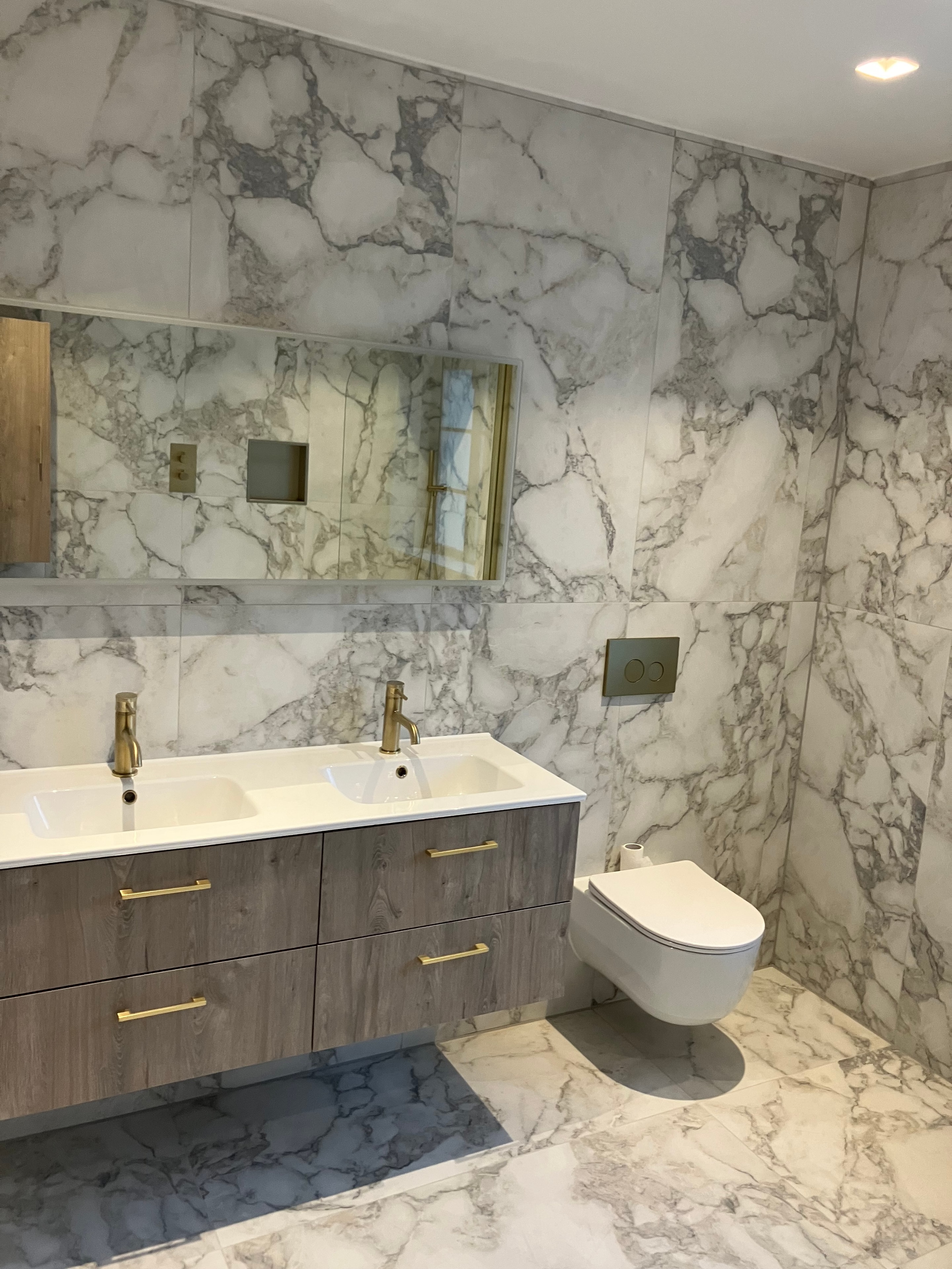 Bathroom fit out by Lofthouse Builders