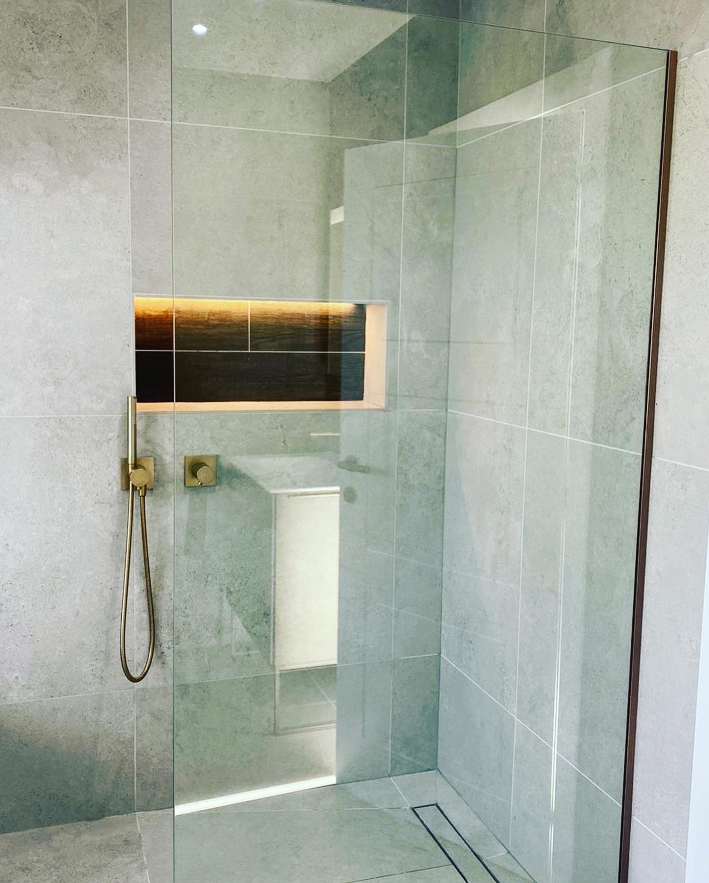 Bathroom fit out by Lofthouse Builders